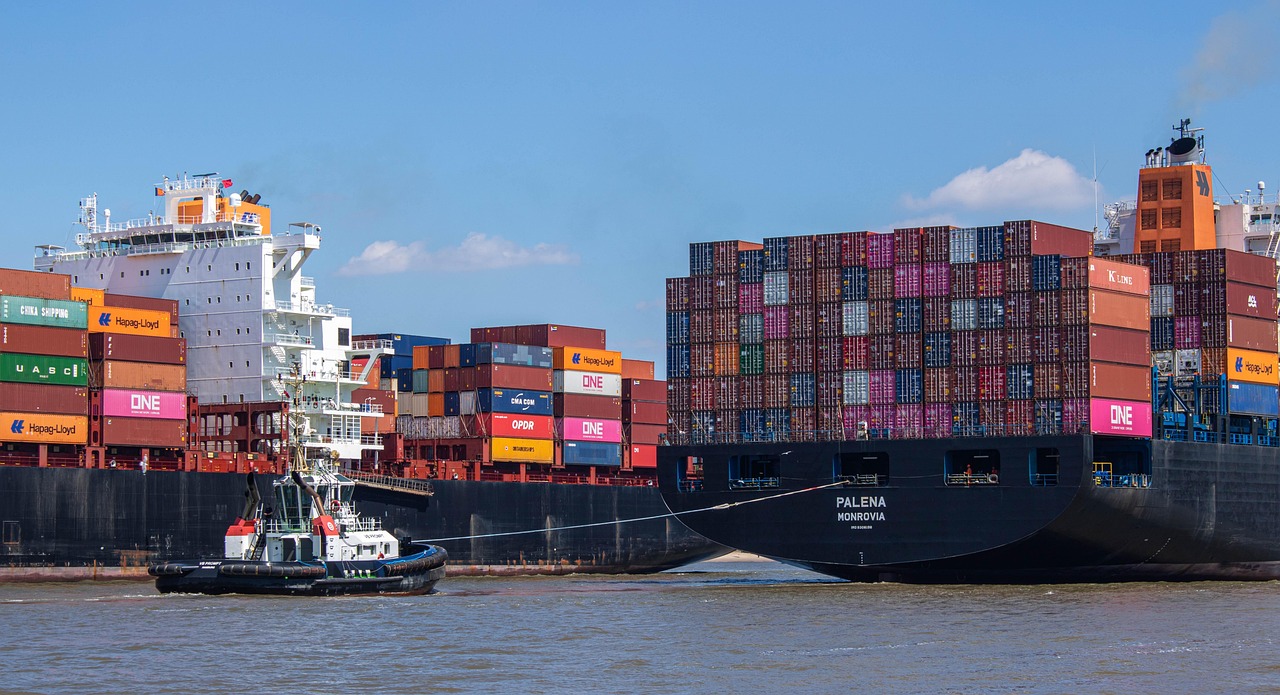 Container vessel